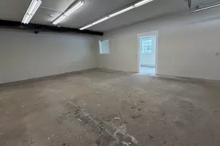 8 Easthampton Rd, Northampton, MA 01060 - Photo 1