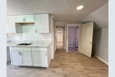 9 Winthrop, Worcester, MA 01604 - Photo 13