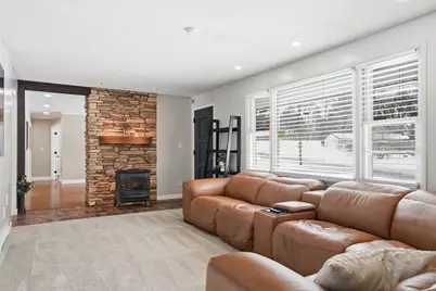 534 Forest St, Methuen, MA 01844 - Photo 7