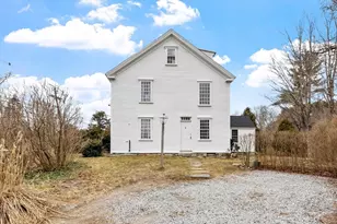 5 Lowell St, Carlisle, MA 01741 - Photo 1