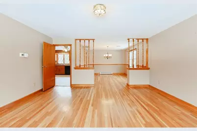 253 Village St, Medway, MA 02053 - Photo 9