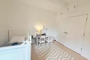 6 Parkside Dr, Brookline, MA 02445 - Photo 17