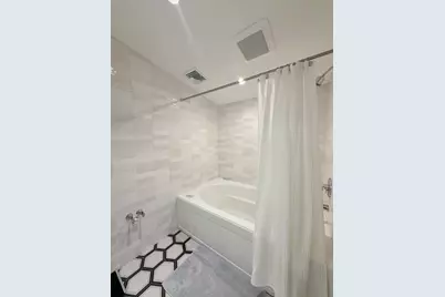 6 Parkside  Dr #6, Brookline, MA 02445 - Photo 15