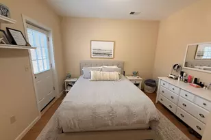 506 E 8th St, Boston, MA 02127 - Photo 5