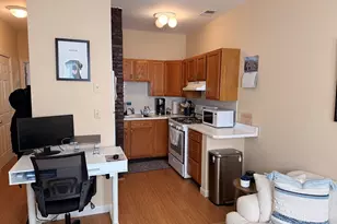 506 E 8th St, Boston, MA 02127 - Photo 3