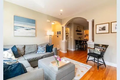 13 Russell St #1, Boston, MA 02129 - Photo 5