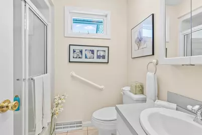 54 Jennifer Rd, Lowell, MA 01854 - Photo 9