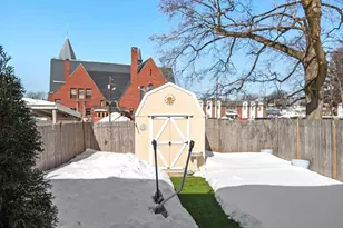 32 Arlington St, Haverhill, MA 01830 - Photo 31