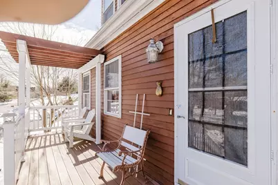 989 Elm St, Somerset, MA 02726 - Photo 7