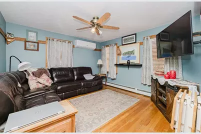 989 Elm St, Somerset, MA 02726 - Photo 17