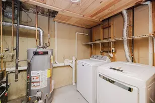 989 Elm St, Somerset, MA 02726 - Photo 31