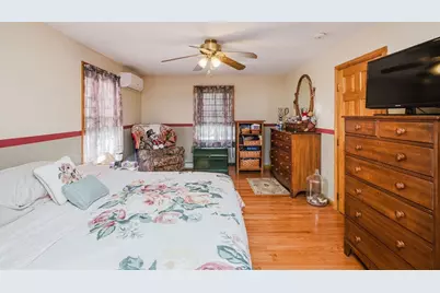 989 Elm St, Somerset, MA 02726 - Photo 23