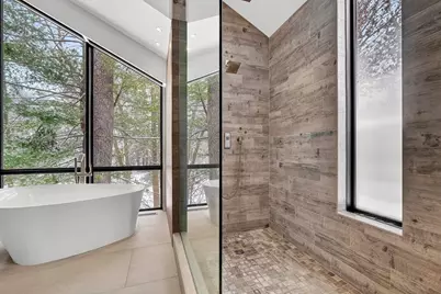 719 Wellesley St, Weston, MA 02493 - Photo 31