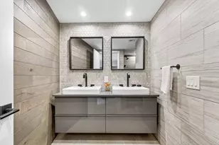 719 Wellesley St, Weston, MA 02493 - Photo 35