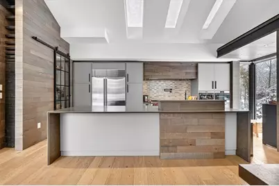 719 Wellesley St, Weston, MA 02493 - Photo 7