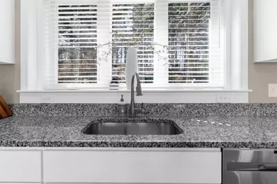 137-138 Sandy Beach Rd, Plymouth, MA 02360 - Photo 3