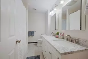 26B Plesant St, Wellesley, MA 02482 - Photo 13