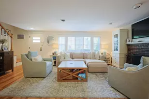 26B Plesant St, Wellesley, MA 02482 - Photo 3