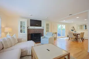26B Plesant St, Wellesley, MA 02482 - Photo 5