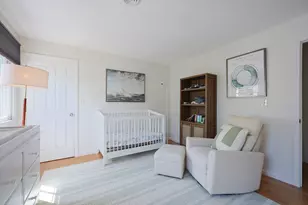 26B Plesant St, Wellesley, MA 02482 - Photo 15