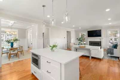 211 Florence Ave, Arlington, MA 02476 - Photo 11