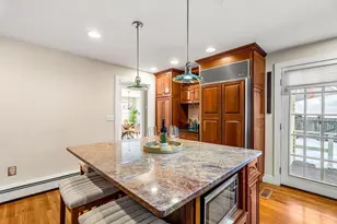 55 Roosevelt Ave, Marblehead, MA 01945 - Photo 9