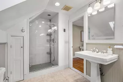 55 Roosevelt Ave, Marblehead, MA 01945 - Photo 21