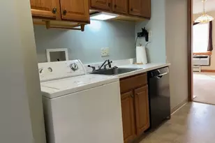 1181 James St, Chicopee, MA 01022 - Photo 9