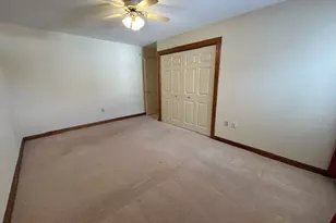 1181 James St, Chicopee, MA 01022 - Photo 13