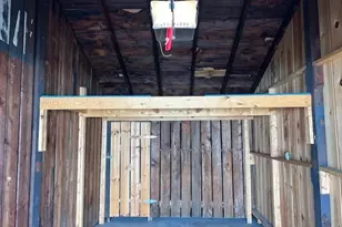 1181 James St, Chicopee, MA 01022 - Photo 23