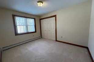 1181 James St, Chicopee, MA 01022 - Photo 15