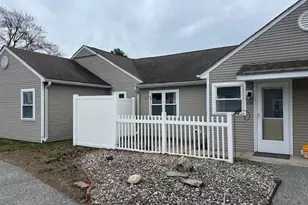 1181 James St, Chicopee, MA 01022 - Photo 3