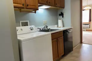 1181 James St, Chicopee, MA 01022 - Photo 7