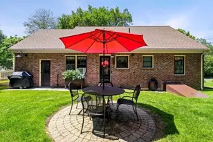 33 W Shore Dr, Marblehead, MA 01945 - Photo 31