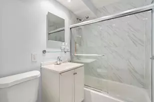 9 Hawthorne Pl, Boston, MA 02114 - Photo 17