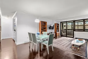 9 Hawthorne Pl, Boston, MA 02114 - Photo 9