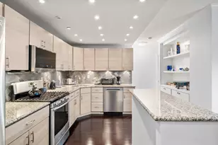 9 Hawthorne Pl, Boston, MA 02114 - Photo 1