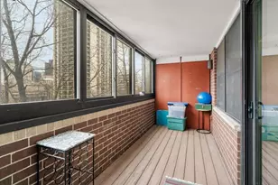 9 Hawthorne Pl, Boston, MA 02114 - Photo 15