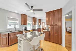 24-26 Moraine St, Boston, MA 02130 - Photo 15