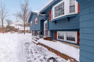 8 Barry Dr, Chelmsford, MA 01863 - Photo 3