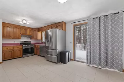 8 Barry Drive, Chelmsford, MA 01863 - Photo 9