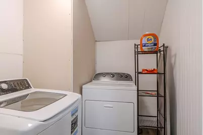 18 Gosnold Street, Worcester, MA 01606 - Photo 17