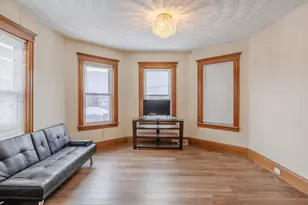 18 Gosnold St, Worcester, MA 01606 - Photo 23