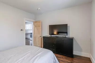 18 Gosnold Street, Worcester, MA 01606 - Photo 13