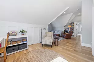 14 Maple St, Watertown, MA 02472 - Photo 23