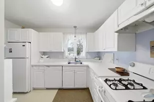 104 Cape Cod Ave, Plymouth, MA 02360 - Photo 3