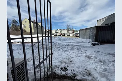 131-137 Essex St #135, Lawrence, MA 01840 - Photo 13