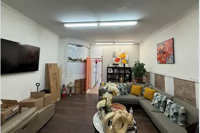 131-137 Essex St #135, Lawrence, MA 01840 - Photo 9