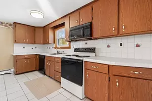 15 Cass St, Melrose, MA 02176 - Photo 15