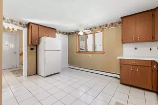 15 Cass St, Melrose, MA 02176 - Photo 13